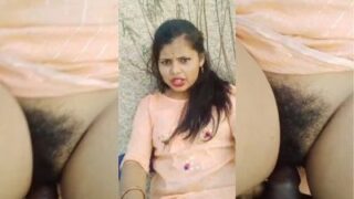 Desi Bhabhi Outdoor Sex Video With BF